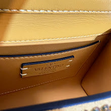 Designer Iconic Tote Handbag - Premium Luxury Women's Fashion - NM2778