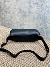 Premium Women's Shoulder Bag - Designer Luxury Fashion Accessory - NM3643