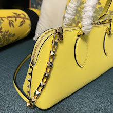 Premium Signature Crossbody - Chic Women's Luxury Designer Bag - NM2890