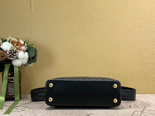 Luxury Monogram Shoulder Bag - Women's Elegant Designer Fashion - NM5466