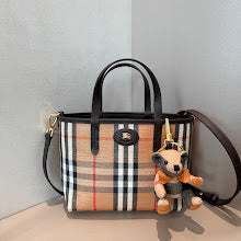 Designer Signature Tote - Premium Luxury Women's Fashion Bag - NM5596
