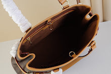 Designer Heritage Top Handle Bag - Premium Luxury Women's Fashion - NM4327