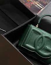 Premium Heritage Tote Bag - Elegant Women's Luxury Designer Style - NM7089