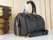 Luxury Designer Shoulder Bag for Women - Premium Fashion Handbag - NM4540