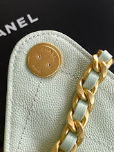 New Premium Signature Shoulder Bag - Chic Women's Luxury Designer - NM5966