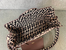 Chic Designer Shoulder Handbag - Premium Luxury Women's Style - NM2863