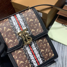 Chic Women's Crossbody Handbag - Luxury Premium Designer Style - NM5549