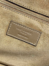 Premium Women's Crossbody Bag - Luxury Designer Fashion Accessory - NM3144