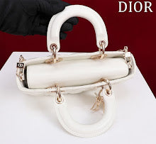 Luxury Large Tote Bag - Women's Premium Designer Fashion Handbag - NM7589