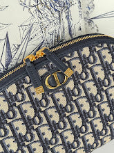 Luxury Monogram Shoulder Bag - Women's Elegant Designer Fashion - NM7356
