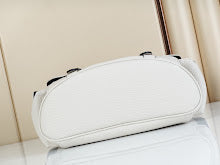 Designer Monogram Crossbody - Luxury Women's Premium Fashion Bag - NM5278