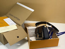 Premium Leather Crossbody Bag - Elegant Women's Designer Handbag - NM4971