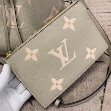 Premium Leather Crossbody Bag - Elegant Women's Designer Handbag - NM4125