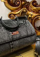 Chic Women's Crossbody Handbag - Luxury Premium Designer Style - NM6934