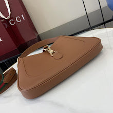 Chic Women's Designer Tote - Luxury Premium Handbag Style - NM3925