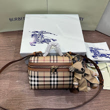 Premium Signature Crossbody - Chic Women's Luxury Designer Bag - NM5530