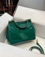 Chic Women's Designer Tote - Luxury Premium Handbag Style - NM6885