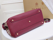 Designer Heritage Shoulder Bag - Premium Luxury Women's Handbag - NM5557