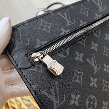 Designer Heritage Shoulder Bag - Premium Luxury Women's Handbag - NM4280