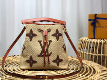 Premium Women's Shoulder Bag - Designer Luxury Fashion Accessory - NM5213