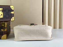 Premium Women's Shoulder Bag - Designer Luxury Fashion Accessory - NM4637