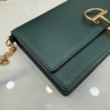 Luxury Structured Shoulder Bag - Women's Premium Designer Fashion - NM4034