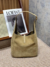 Chic Designer Satchel Bag - Luxury Women's Top Handle Handbag - NM3372