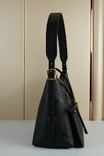 Chic Designer Crossbody Purse - Premium Luxury Women's Style - NM4681