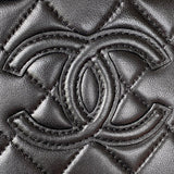  handbag, compact everyday style, image 2