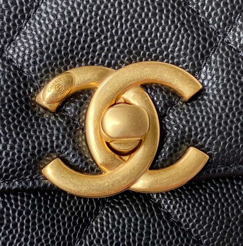  mid purse view 4