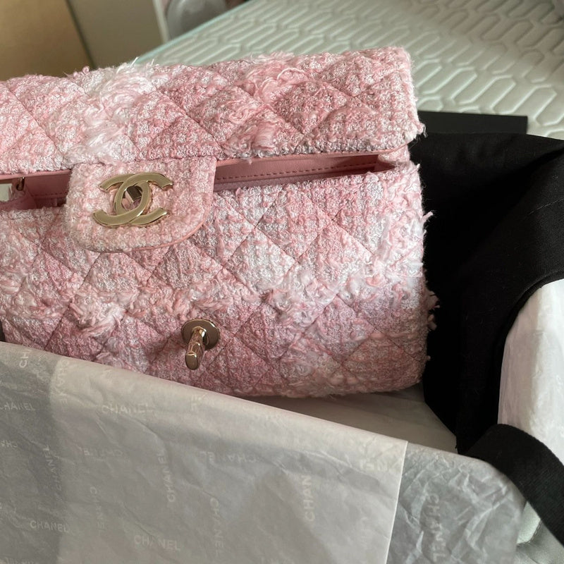  women's handbag, versatile design, view 3