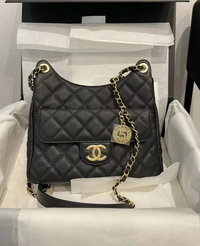  women's handbag, versatile design, view 3