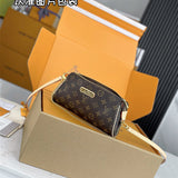  streamlined crossbody bag styled with outfit 12