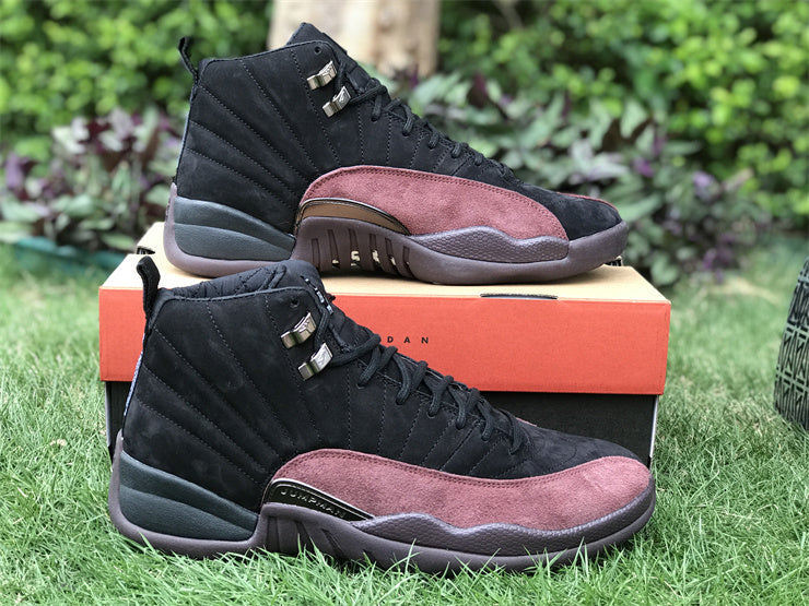 Nike all-black luxury sneakers view 4 heritage-inspired look