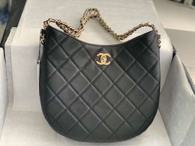 Zivas Charm Everyday Sophistication Luxury Handbag (Elevated Daily Companion) – Front View
