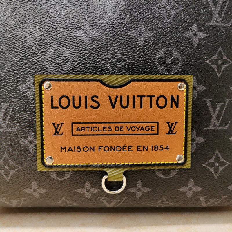 Back view of elevated classic women's handbag – women's designer-style accessory