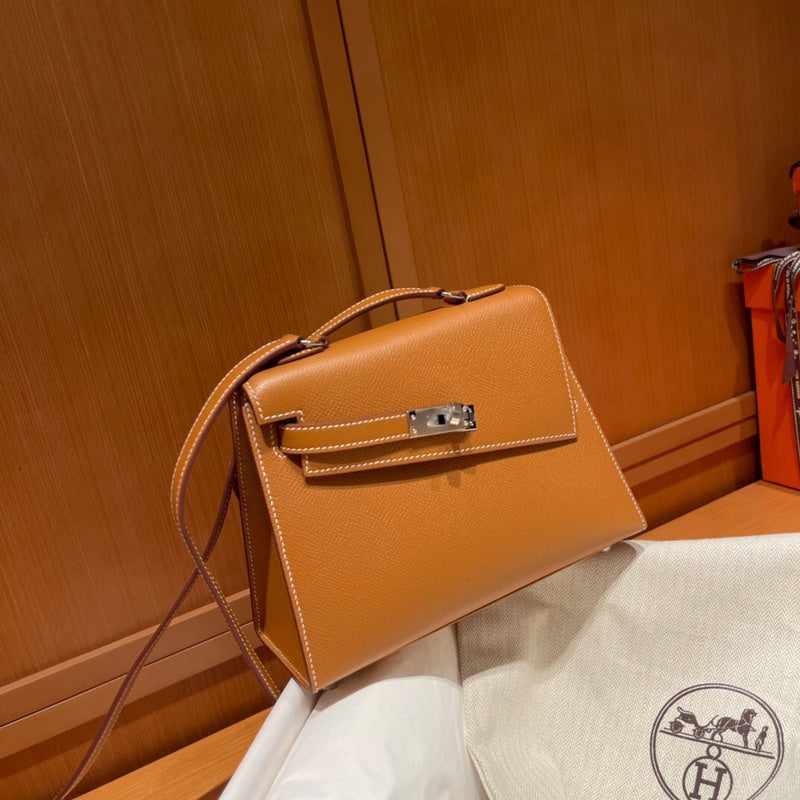 Sculpted bag women's premium everyday handbag