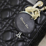 Close-up detail of everyday-luxe classic women's handbag – women's premium purse