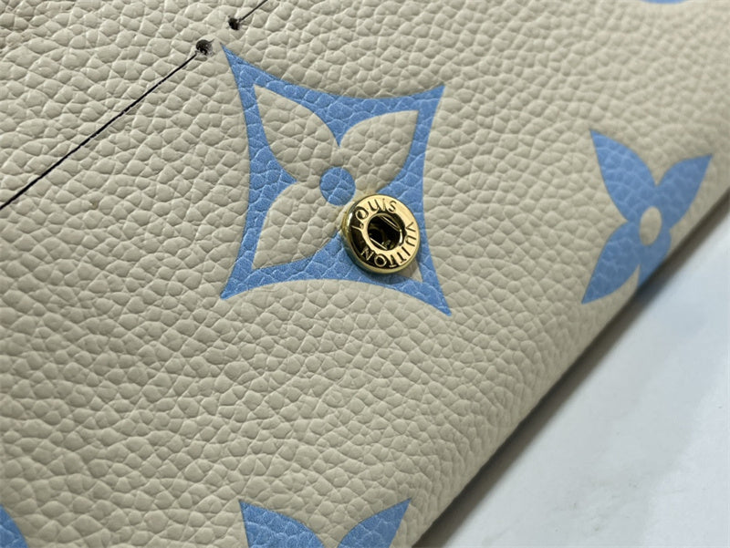  tailored shoulder bag detail view showing craftsmanship 8