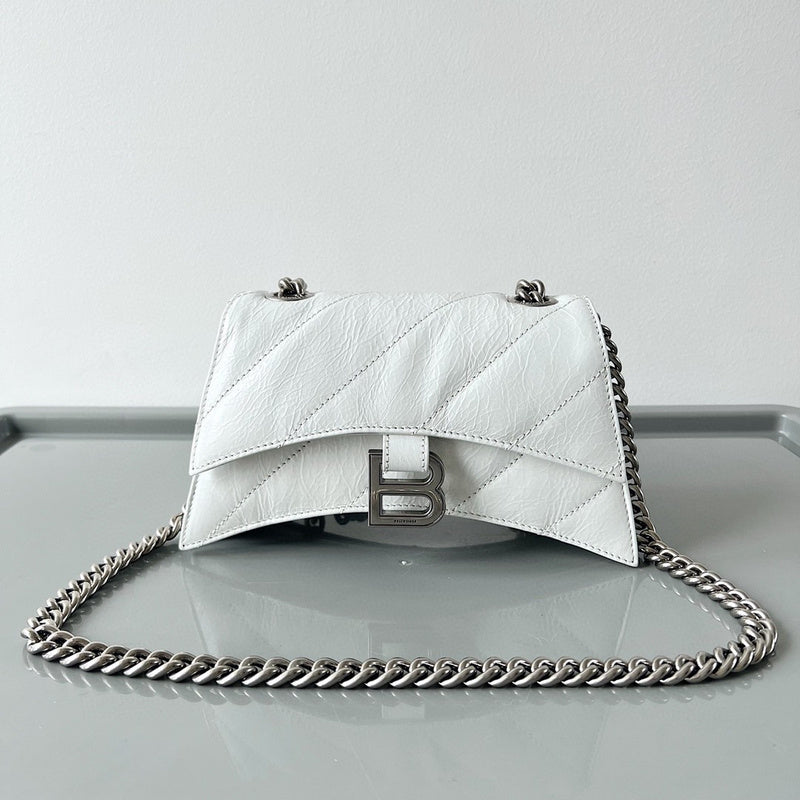 Zivas Charm Contemporary Flair Statement Handbag (Modern Wardrobe Staple) – Lifestyle Shot