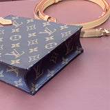  structured everyday bag detail view showing craftsmanship 8