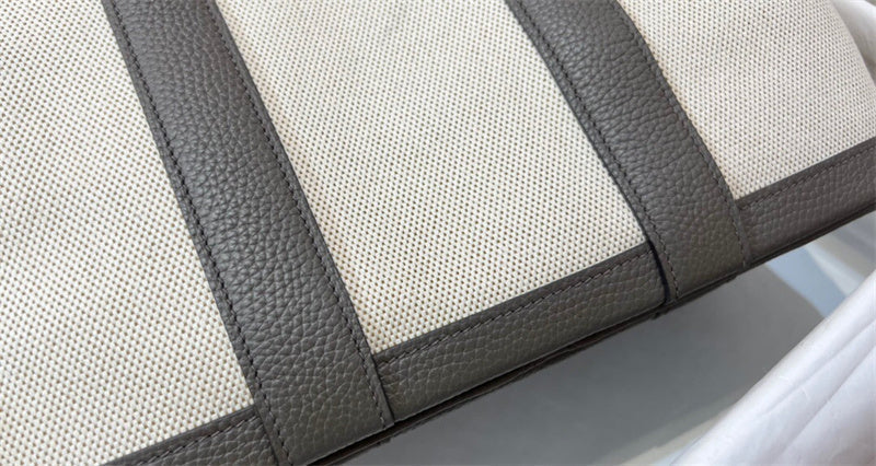  sleek everyday bag detail view showing craftsmanship 8