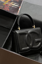 Luxury Monogram Shoulder Bag - Women's Elegant Designer Fashion - NM7110