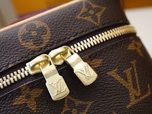 Chic Designer Tote Handbag - Luxury Premium Women's Fashion Bag - NM4130