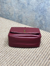 Premium Leather Crossbody Bag - Elegant Women's Designer Handbag - NM3770
