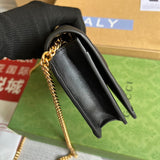 Fluid handbag styled for everyday wear