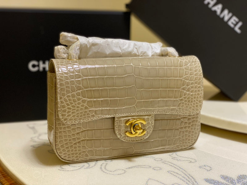  handbag, mid everyday style, image 1