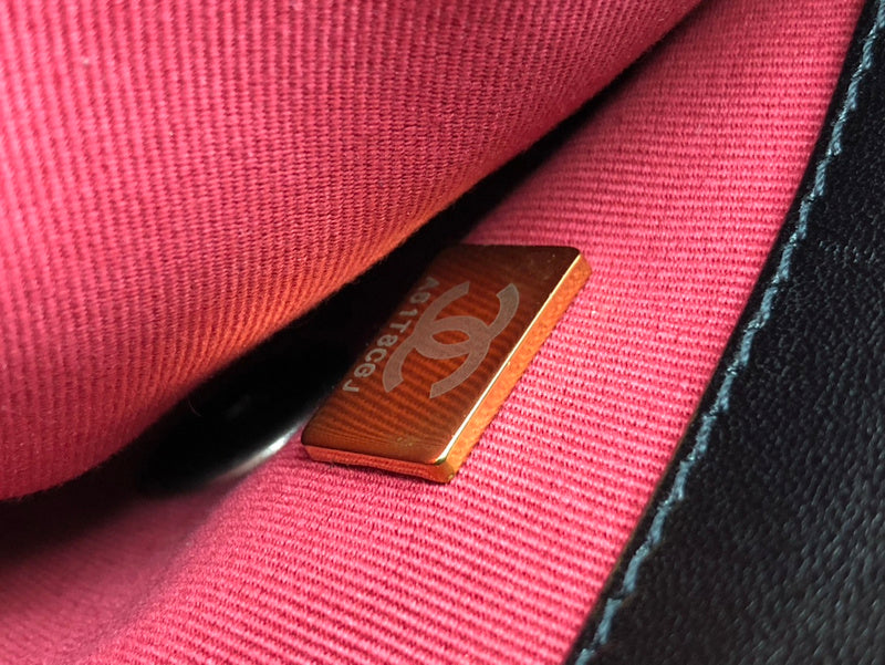 Zivas Charm Refined Structure Designer Handbag (Timeless Wardrobe Addition) – Close-Up Detail