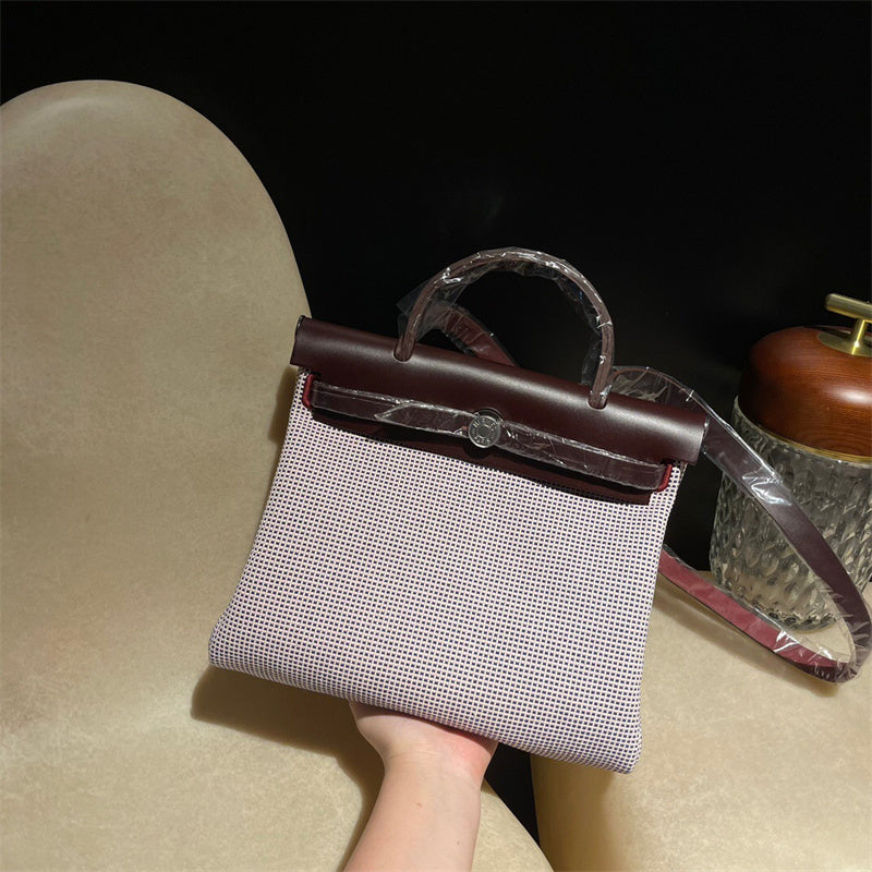  Graceful everyday bag front view 13