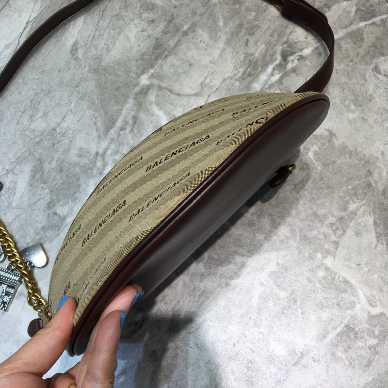 Elegant Faux Leather Handbag - Chic Everyday Appeal | Women's Everyday Carry Handbag #724 - back view (image 4) of designer-inspired handbag